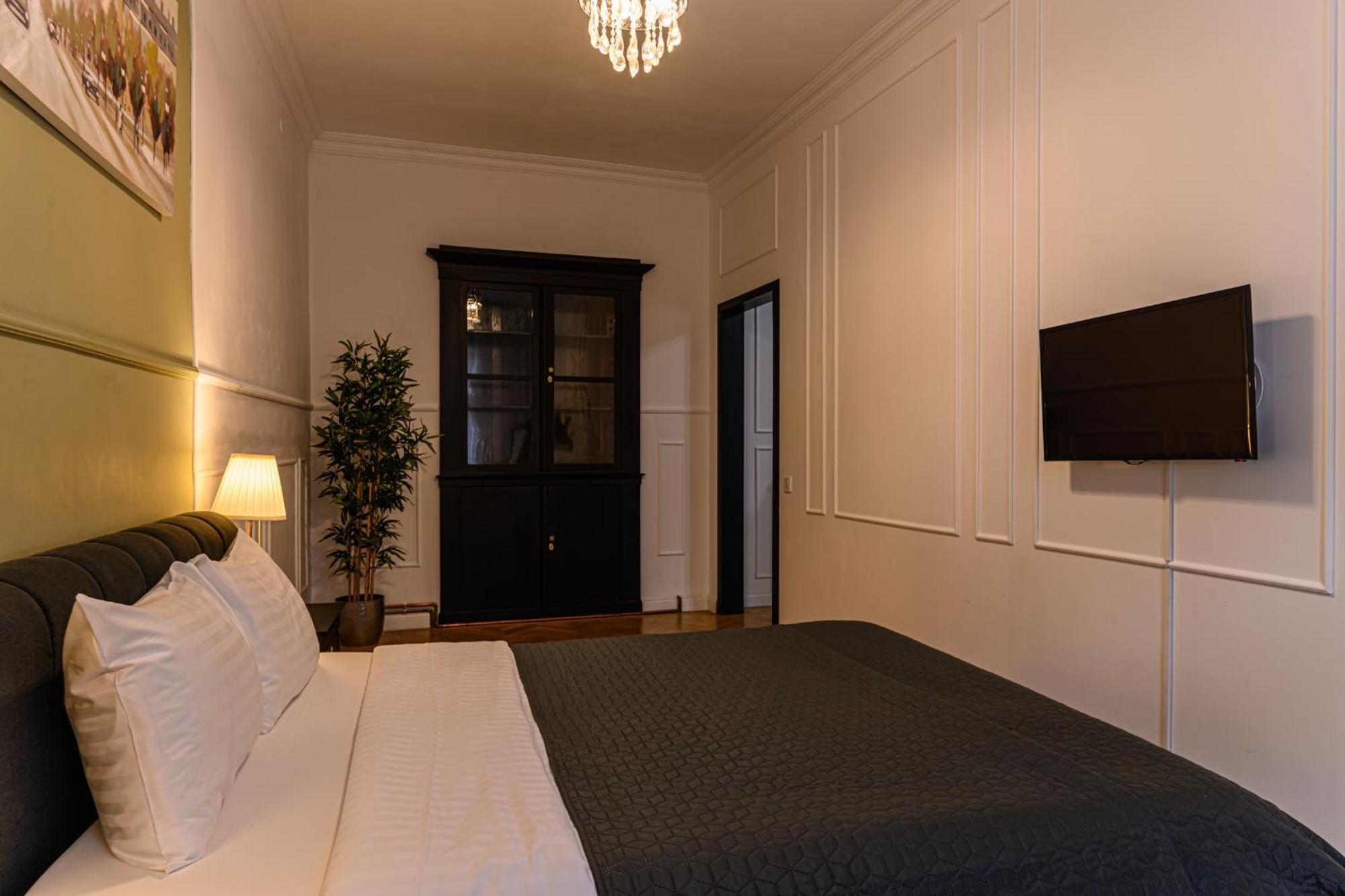 Colins Place Braşov Eksteriør bilde